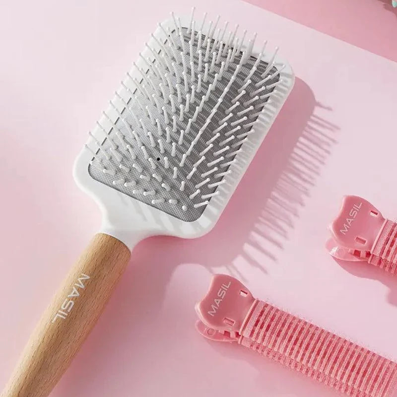 Расчёска для волос с антистатическим эффектом Masil Wooden Paddle Brush [PRE-ORDER]